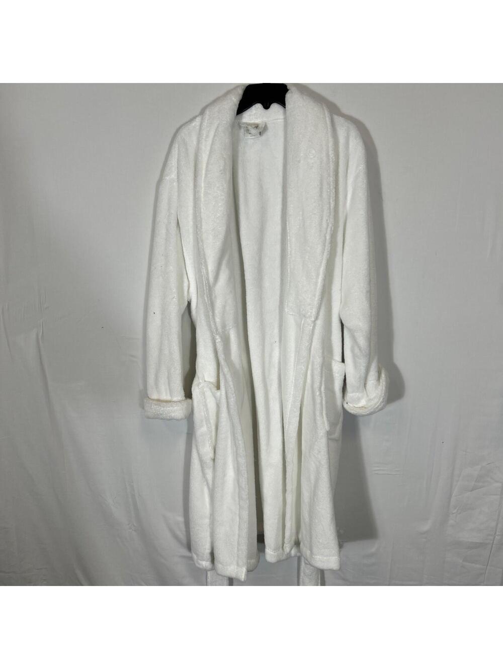 $94 THRESHOLD ADULT L/XL ROBE color White
